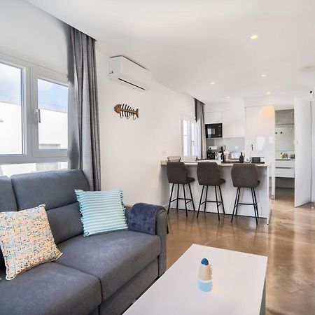 2 Apartments Sea Breeze Famara Ngoại thất bức ảnh